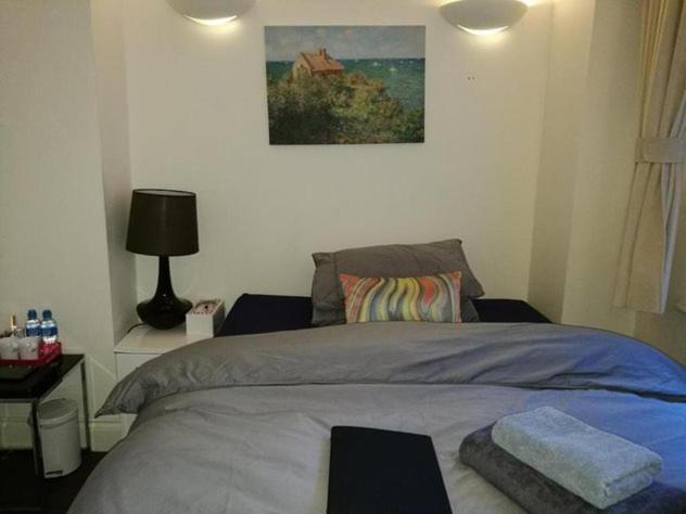 לונדון Lovet Homestay מראה חיצוני תמונה